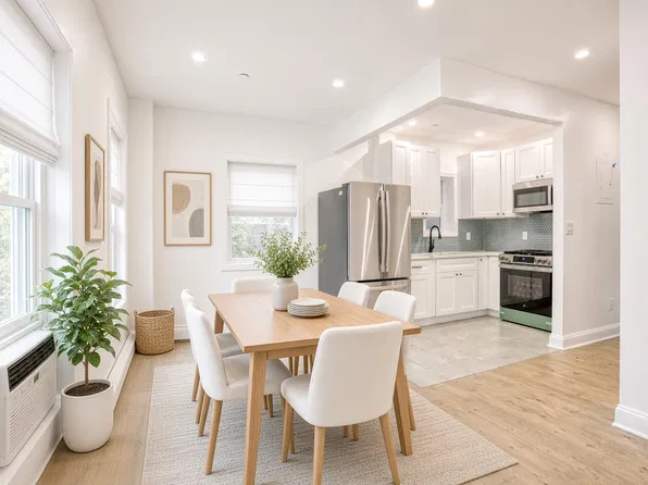126 Vanderbilt Avenue image 1 of 19