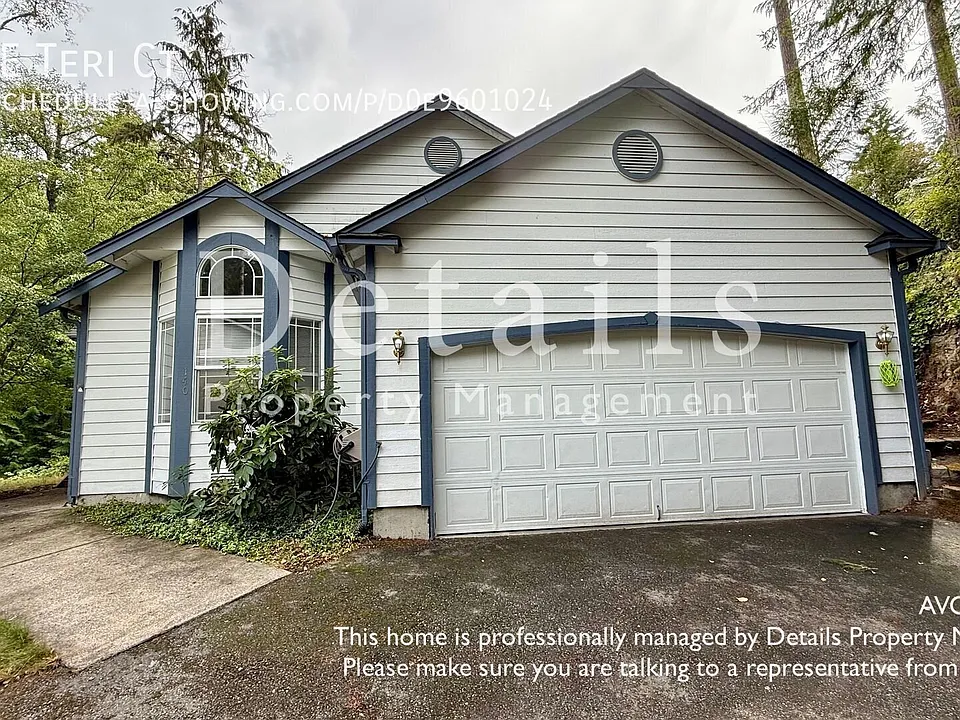 140 NE Teri Ct