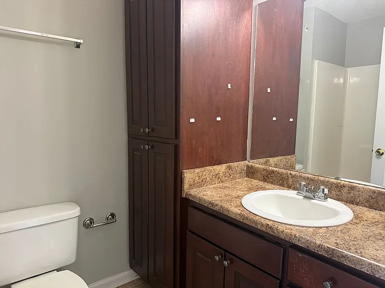 2500 Barnesdale Way — Photo 8