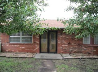 1424 S Stoneridge Mnr, Ardmore, OK 73401