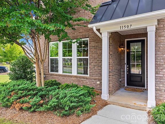 2nd image of 11507 Red Rust Ln