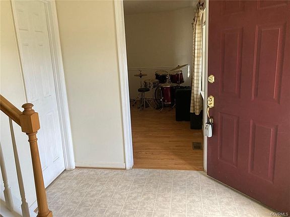 3rd image of 9312 Croft Crossing Ct