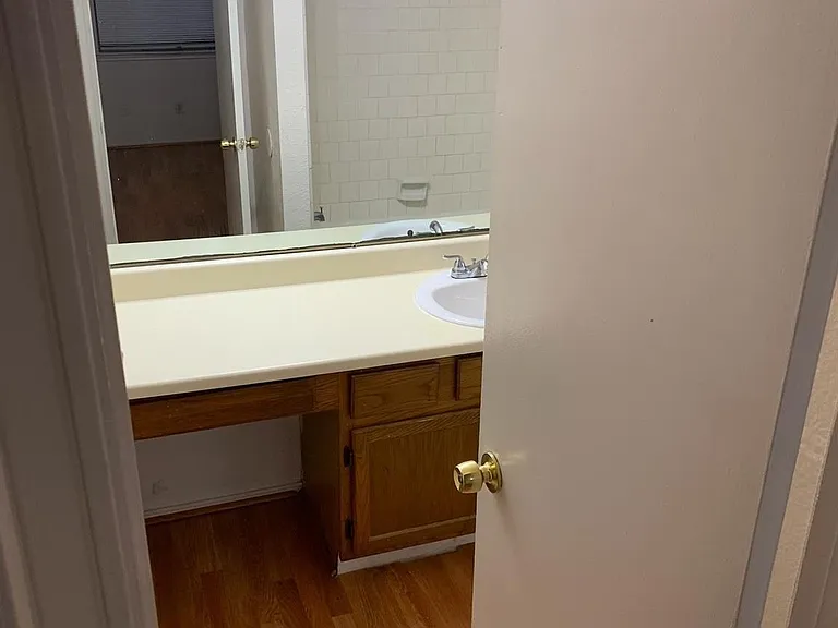5622 Gineridge Dr — Photo 7