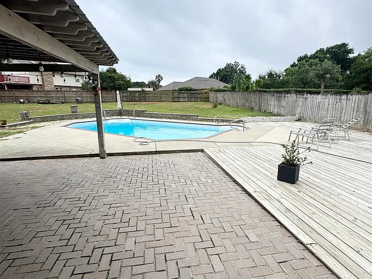 3019 Keats Dr — Photo 42
