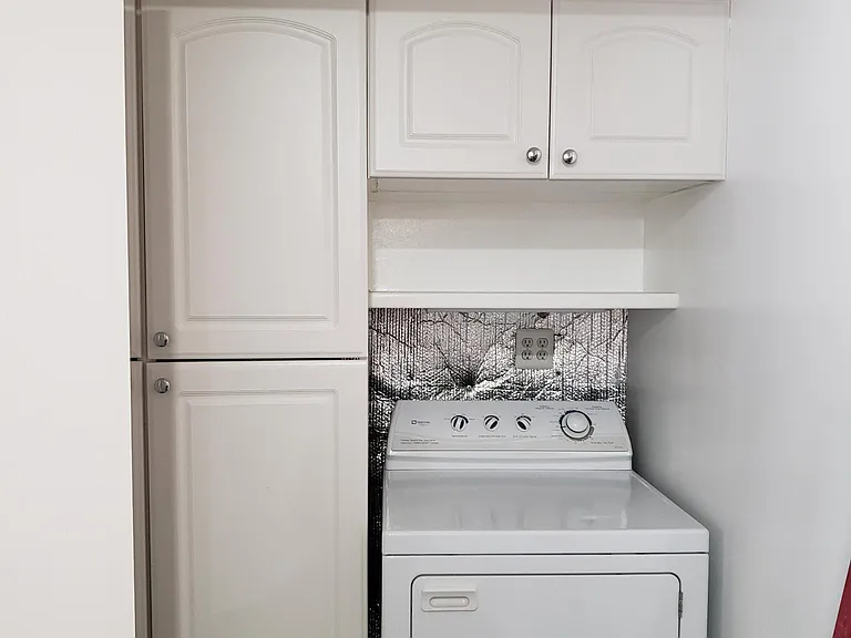 Utility Room (basement)