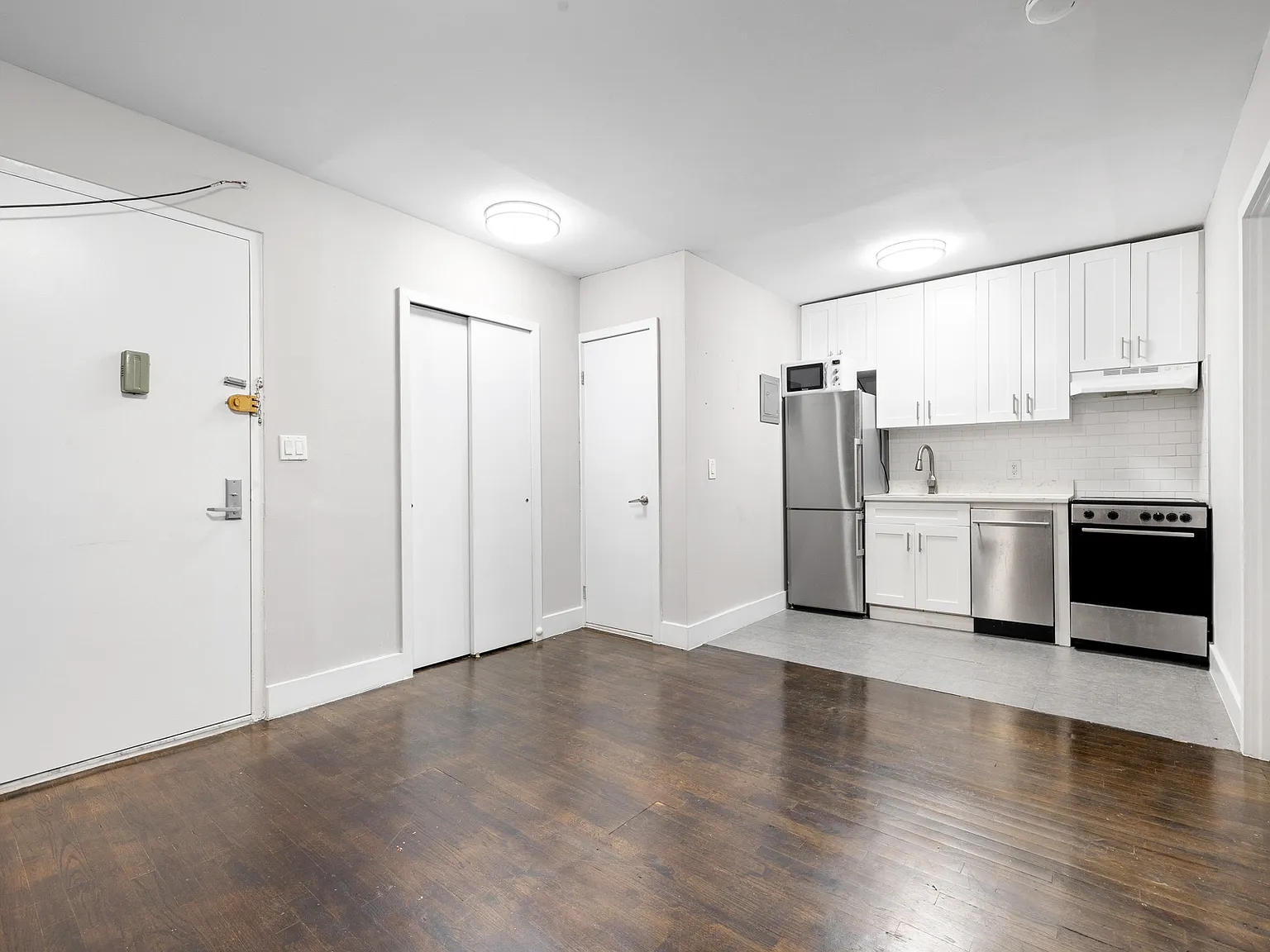 416 West 23rd Street — Photo 3