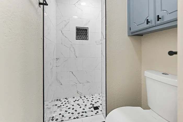 1101 S Bouziden Dr — Photo 13