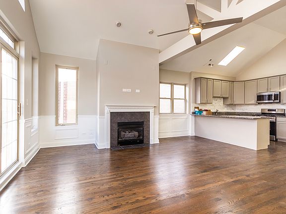 3rd image of 7254 S Bennett Ave #3