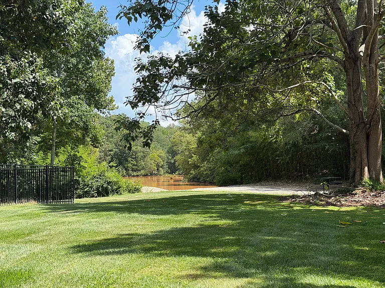 617 Lakeview Landing Rd — Photo 56