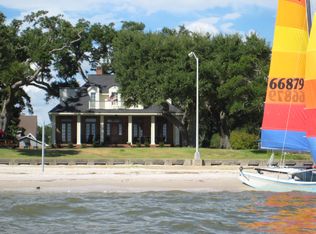 1411 Beach Blvd, Pascagoula, MS 39567