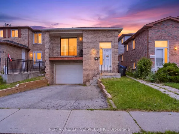 23 Dafoe Cres, Brampton, ON L6Y 2L1