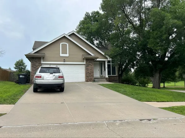 11353 Jaynes St, Omaha, NE 68164