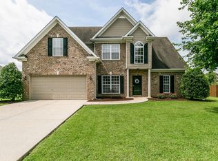 1330 Chapmans Retreat Dr, Spring Hill, TN 37174