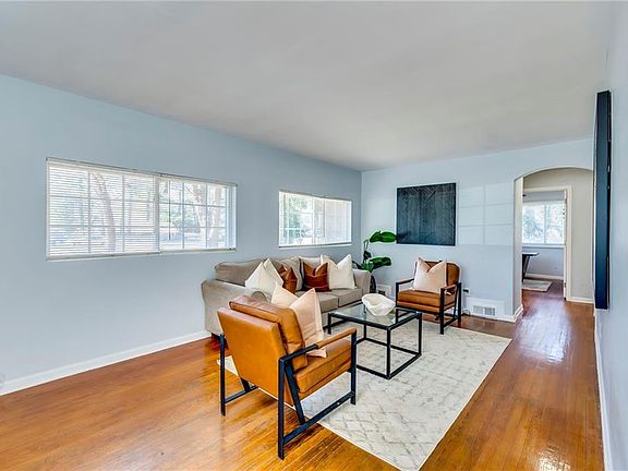 4th image of 1584 S Hairston Rd