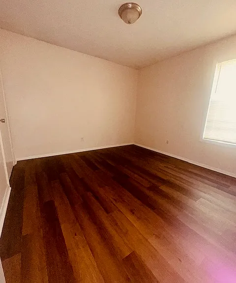 5038 Bryndale Ave — Photo 8