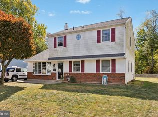 3948 Windsor Dr, Bensalem, PA