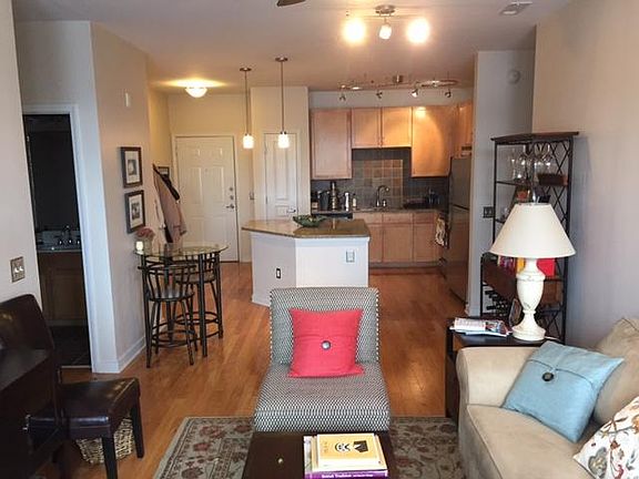4th image of 3000 Vanderbilt Pl APT 247