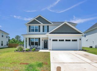 1013 Terraces Ln, Hampstead, NC 28443