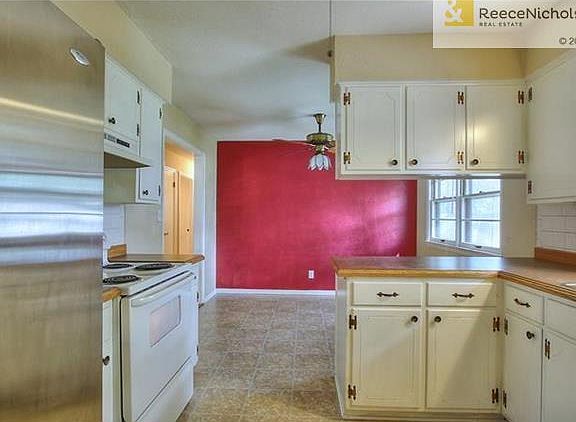 5th image of 7613 E 100th St