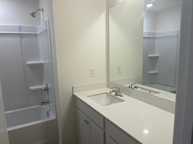 24 Lavender Ln — Photo 15