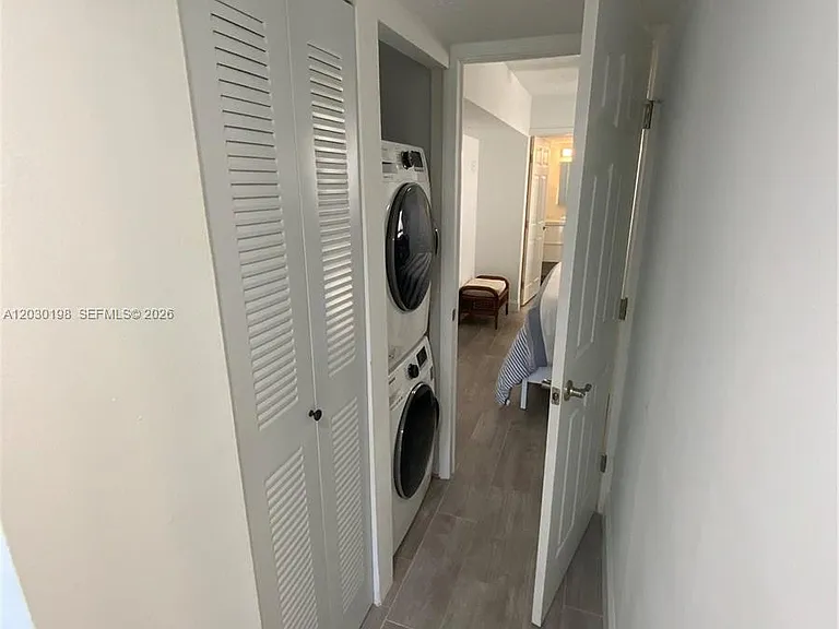 6444 Collins Ave #A6 — Photo 17