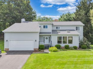 504 Cedar Orchard Dr W, Blacksburg, VA 24060