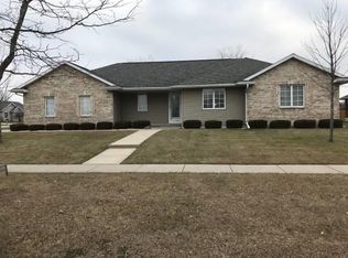 600 S 6th St, Evansville, WI 53536