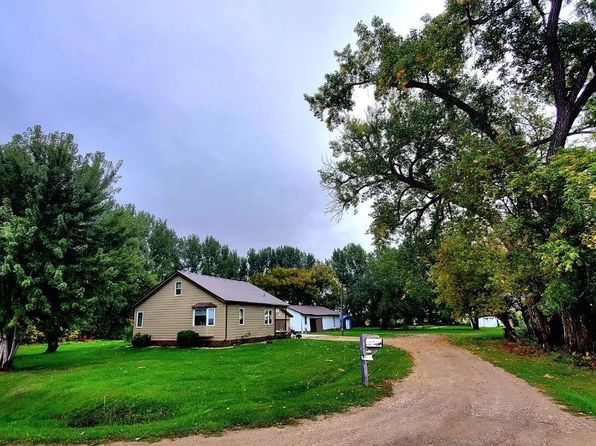 9588 143rd Ave NE, Cavalier, ND 58220