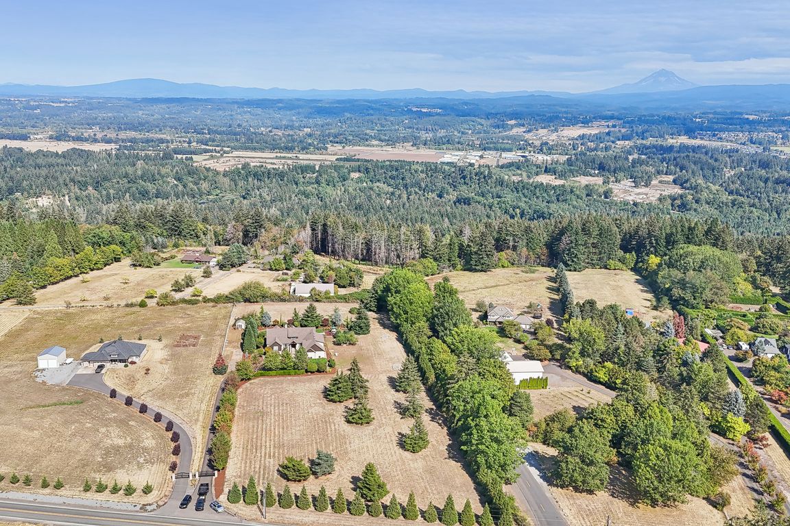 S Springwater Rd-038