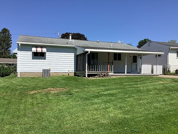 5th image of 4122 Hoyt St