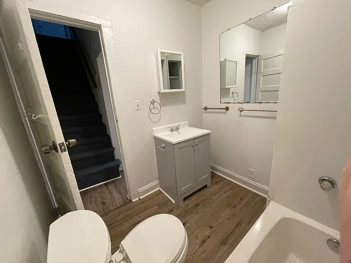 324 Hudson St #324 — Photo 10
