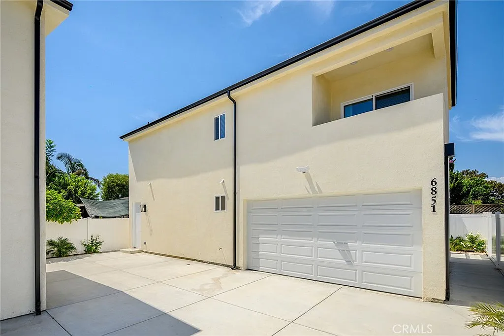 3 bed, 3.5 bath, 1485 sqft, $4,500 — Photo 1