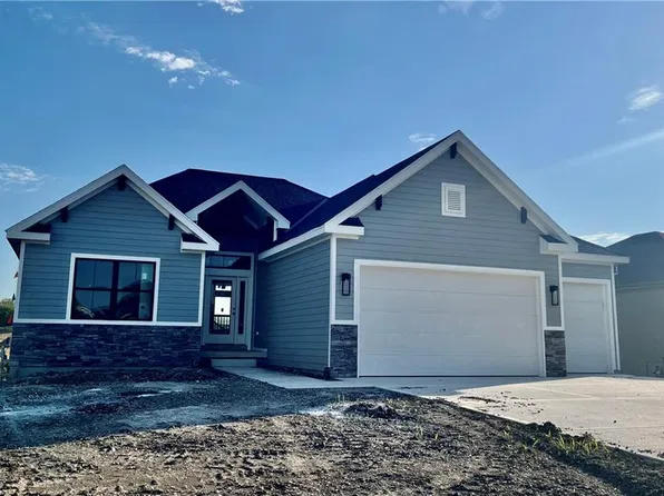 9423 N Belleview Ave, Kansas City, MO 64155