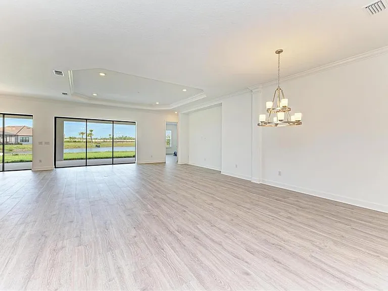 16403 Umbria Pl — Photo 11