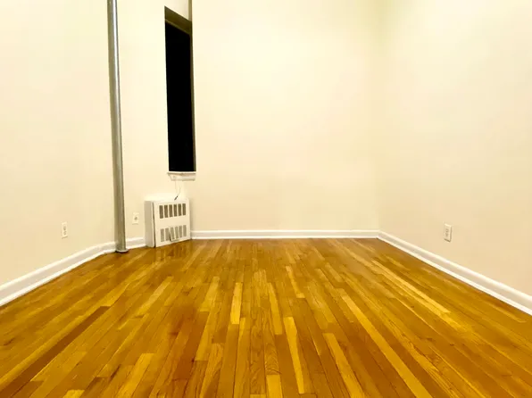 408 East 83rd Street image 17 of 23