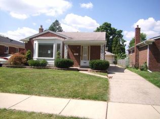 8895 Riverview Ave, Redford, MI 48239