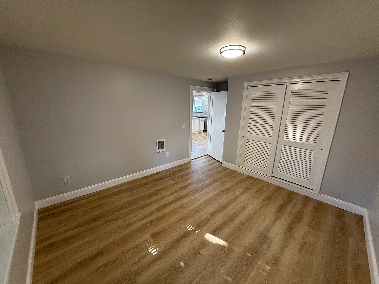 2 bed, 800 sqft, $2,395 — Photo 4