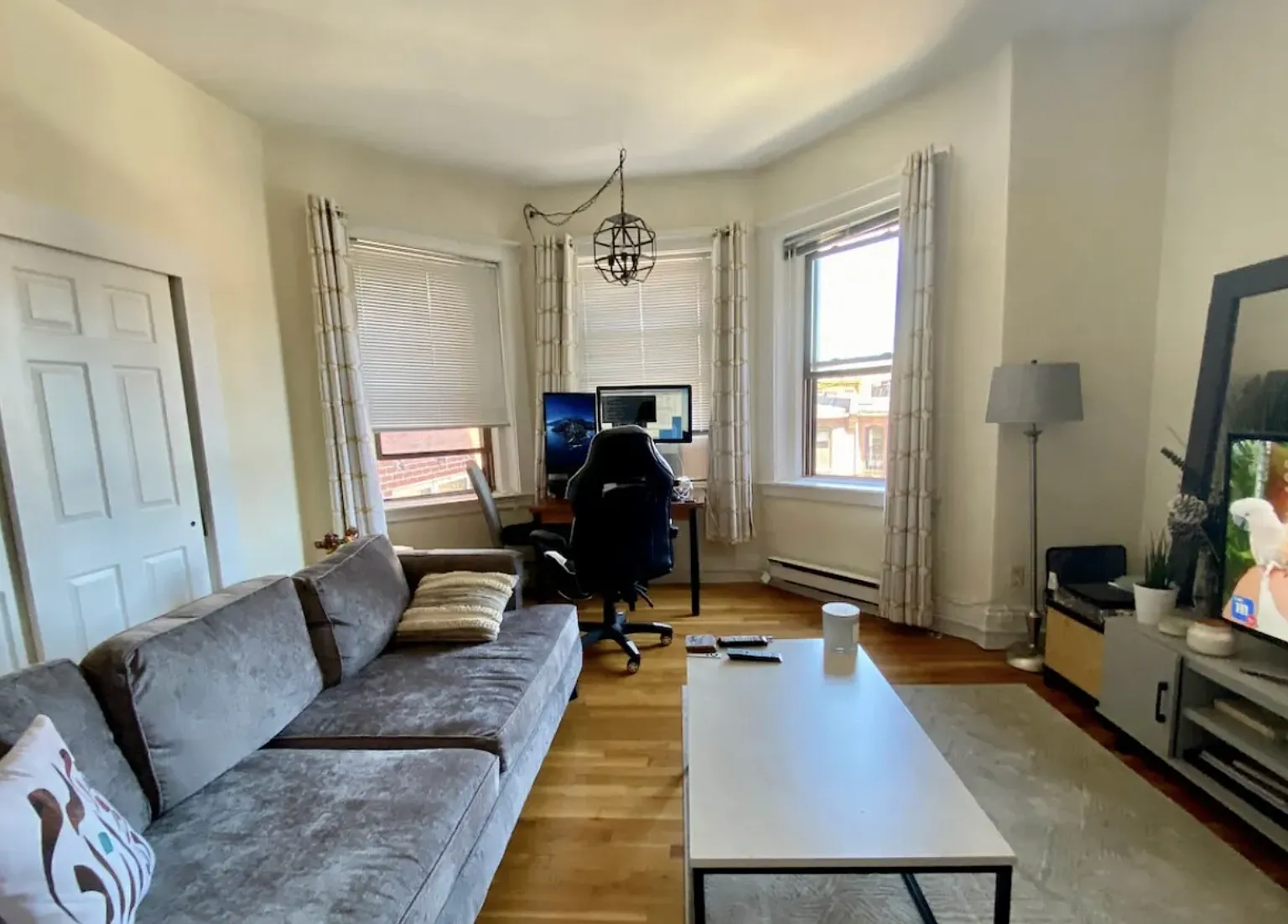1 bed, 600 sqft, $2,995 — Photo 2