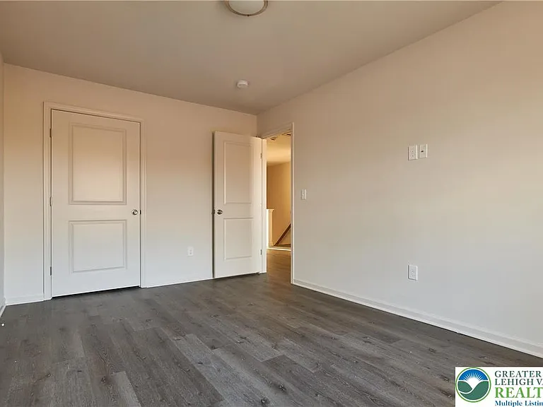 6653 Stein Way — Photo 28