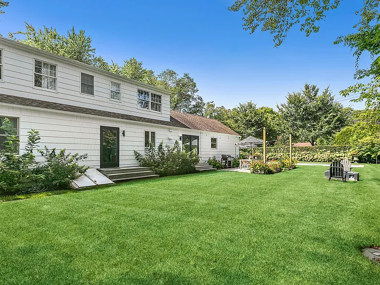 78 Dayton Ln — Photo 14
