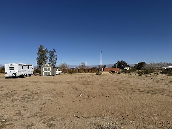 4th image of 530 E Franklin Ave