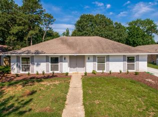 914 Trammell Dr, Baton Rouge, LA 70815