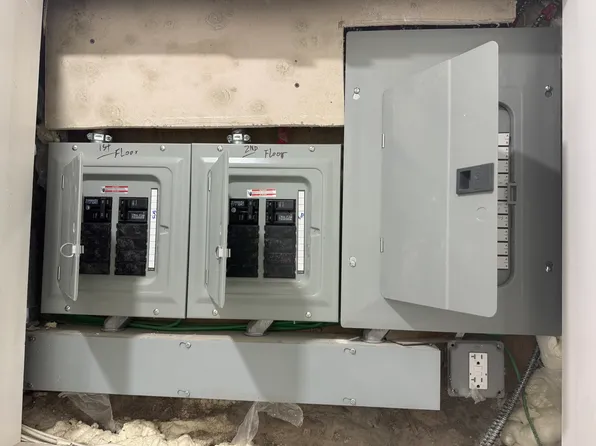 164-30 77th Road image 16 of 17