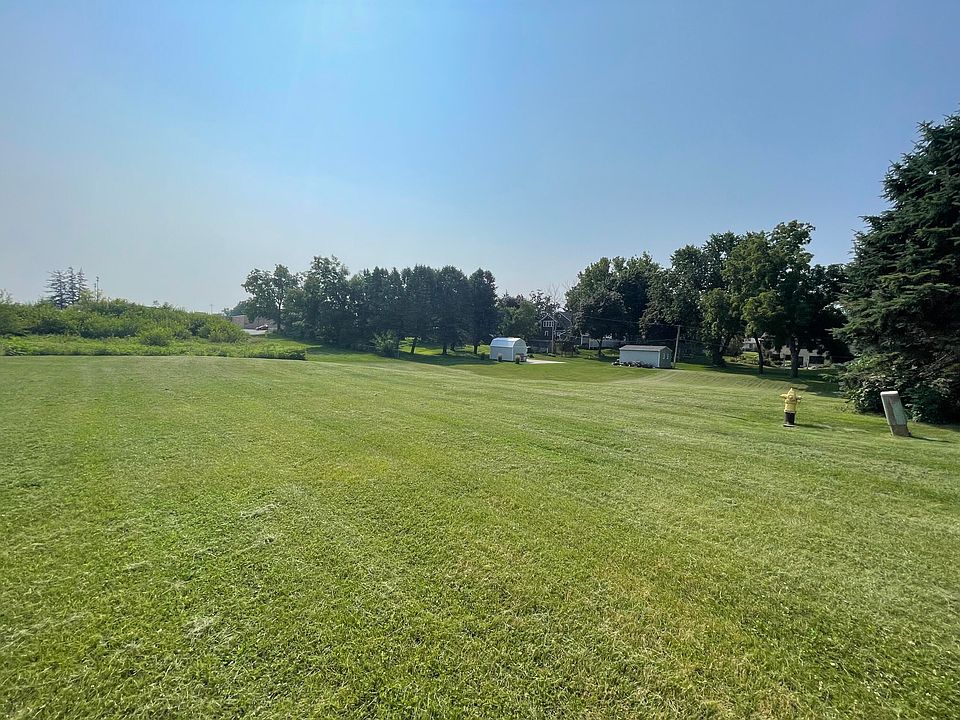 2nd image of 1st St