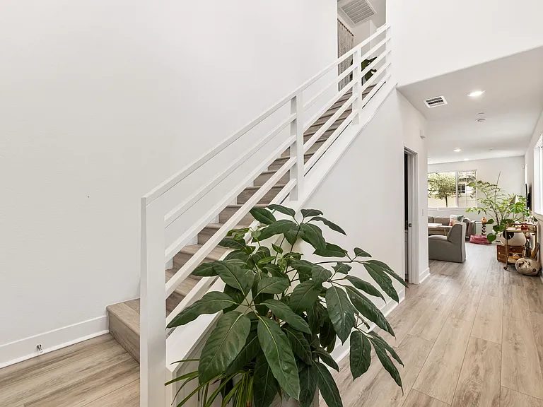 76390 Princeton Way — Photo 11