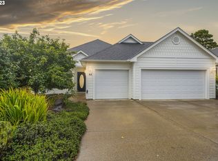 64 Spyglass Ln, Florence, OR 97439