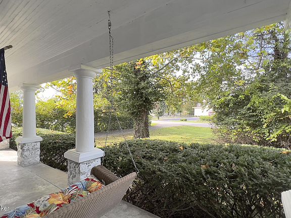 5th image of 5938 Six Mile Ln