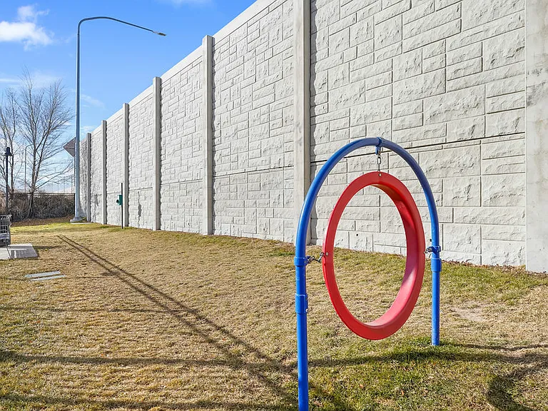 ICO District — Photo 27