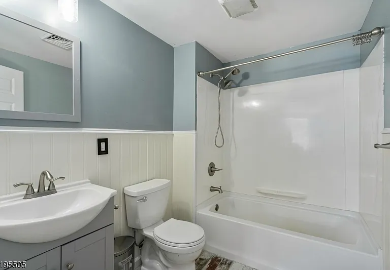 7 Berry Rd #A — Photo 10