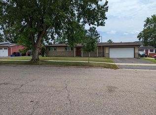 207 Meadowview Ln, Sparta, WI 54656
